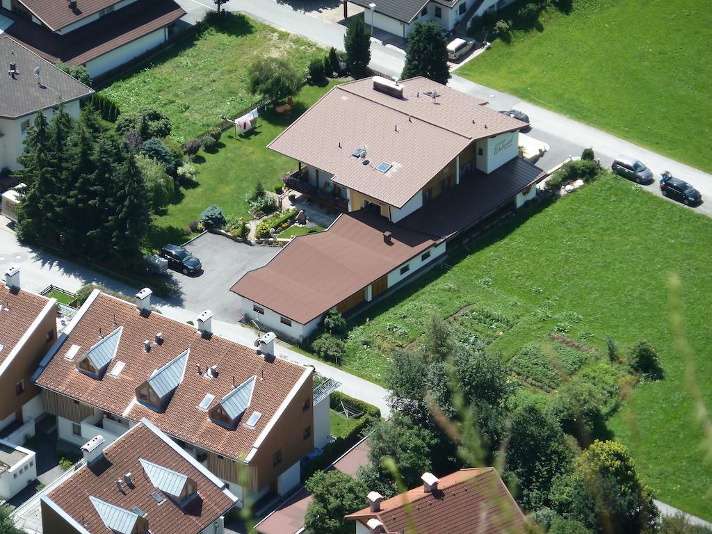 Gaestehaus Waltraud Längenfeld Eksteriør bilde